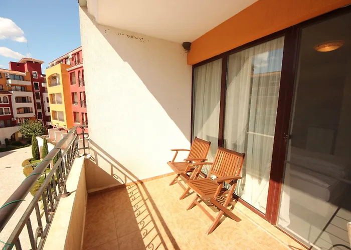 Menada Ravda Apartment *