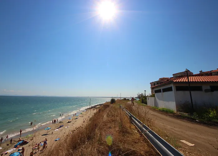 Menada Ravda Apartment